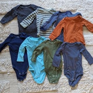 Carter's 12M long-sleeve onesies (set of 8)